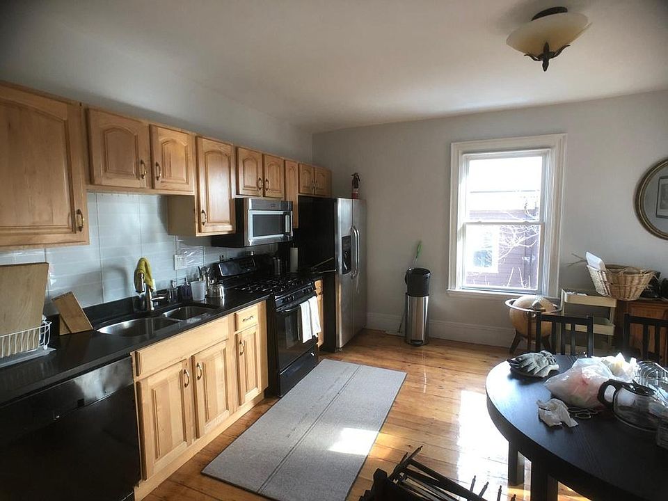 2nd image of 14 Alleghany St #Uu2