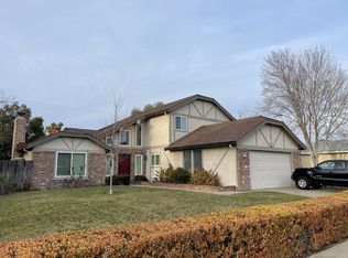 1217 Crescendo Dr, Roseville, CA 95678