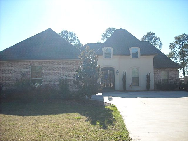 1st image of 110 Appletree Dr