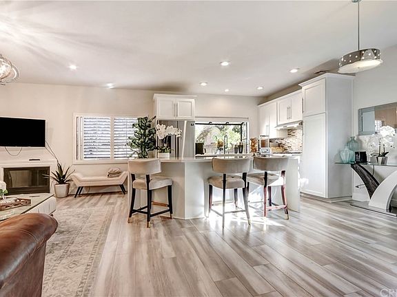 3rd image of 6201 Valley Circle Blvd Unit 15