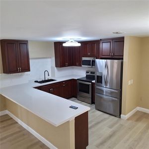 9494 NW 26th St, Sunrise, FL, 33322