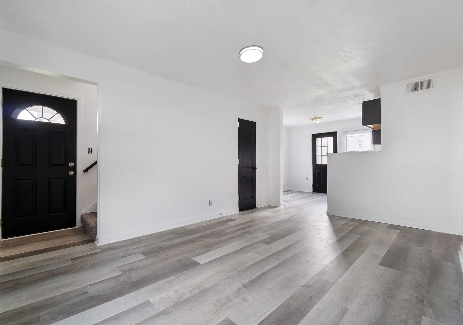 4 Bedroom Townhome Available! — Photo 2