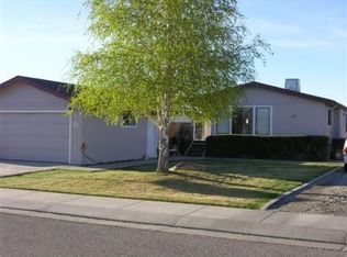 2308 Stone Cir, Bishop, CA 93514