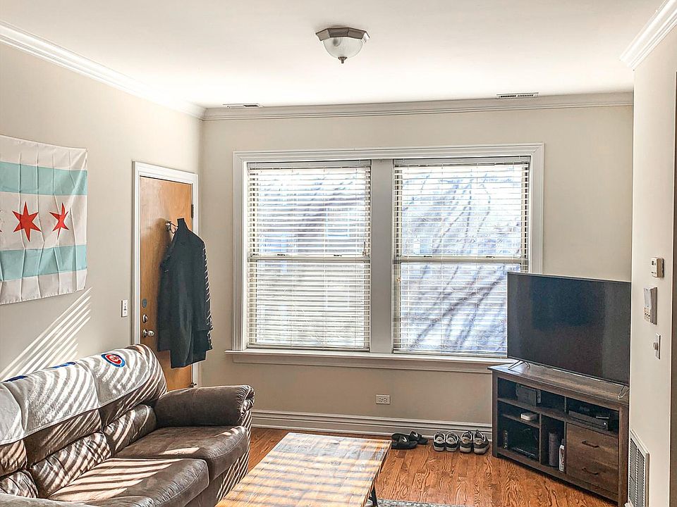 1st image of 1210 W Waveland Ave #2R