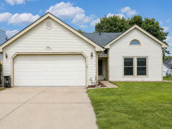 5945 Village Cir, Johnston, IA 50131