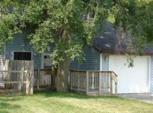 701 Berg Blvd SE, Stewartville, MN 55976