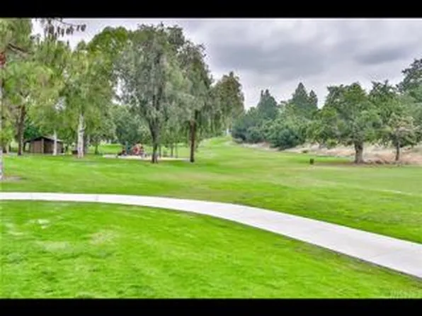 28911 Oakpath Dr, Agoura Hills, CA 91301