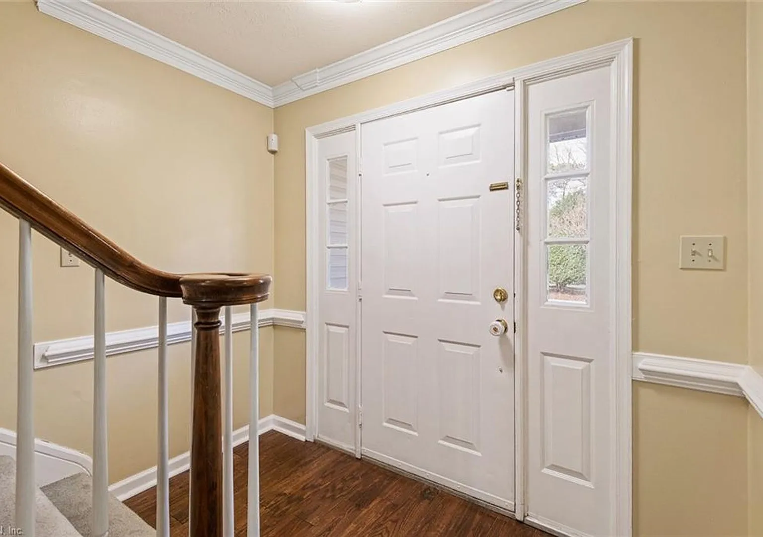 804 Lancaster Lane — Photo 4