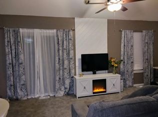 322 Crewe Ct, Bushkill, PA 18324