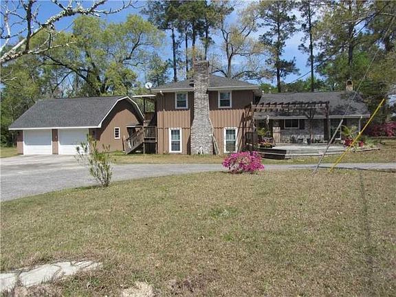 2nd image of 417 White Oak Dr