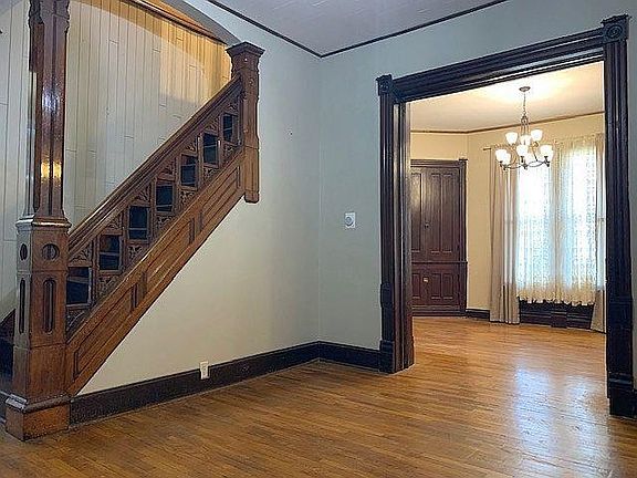 3rd image of 204 S Rothsay Ave