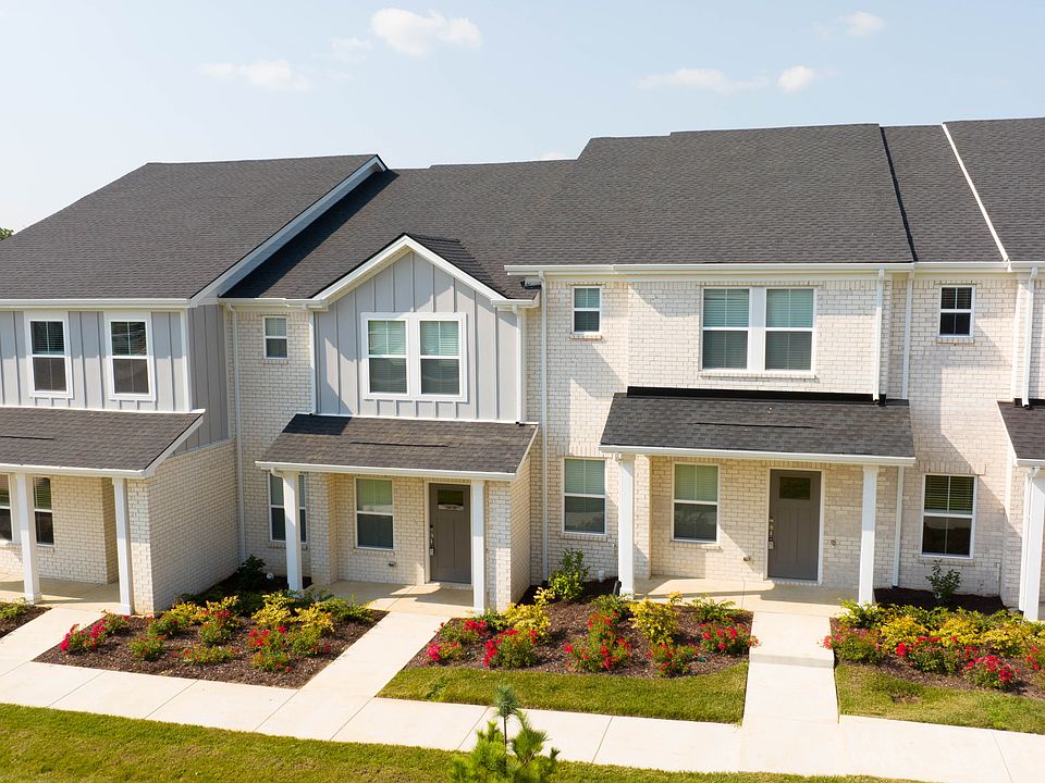 1st image of 204 Douglas Bend Rd #404