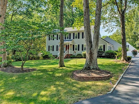 3rd image of 11512 Old Carrollton Ct
