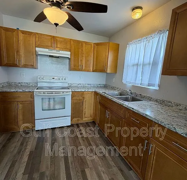 1801 S Palmdale Ct — Photo 8