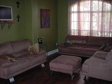 3rd image of 166 Southern Pine Way