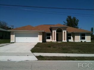 211 Gleason Pkwy, Cape Coral, FL 33914