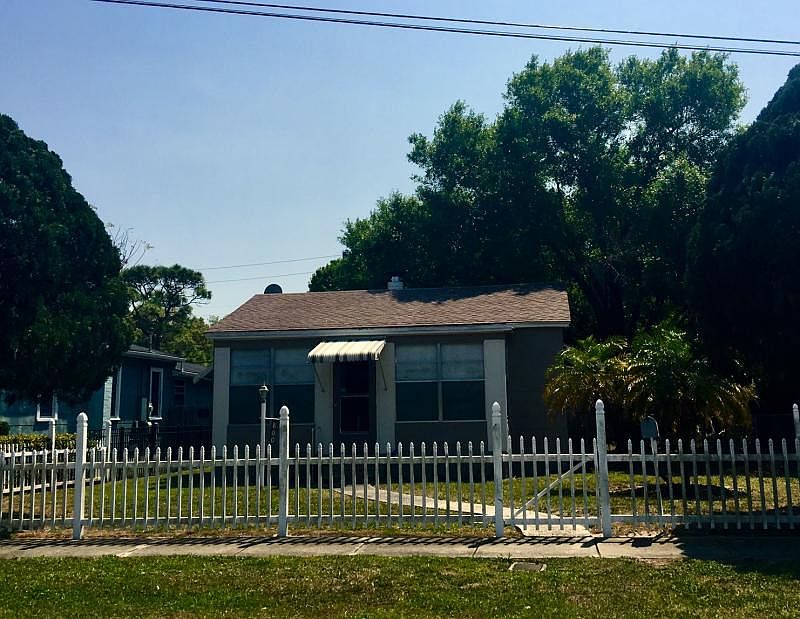 1st image of 800 SW Blvd N