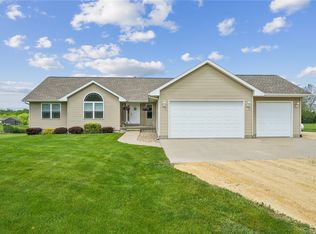 22987 Antler Trl, Anamosa, IA 52205