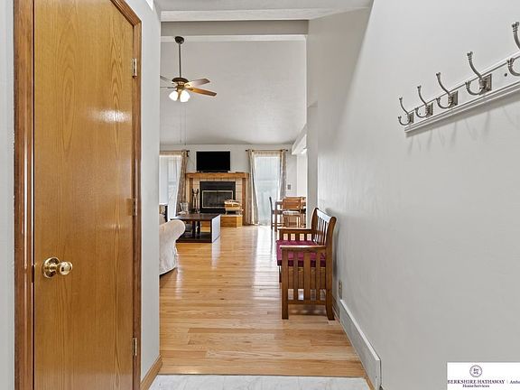 5th image of 14527 Karen St