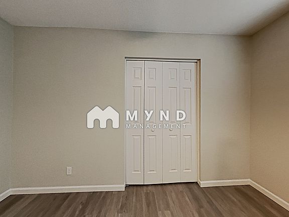 5th image of 1538 W Peoria Ave APT 2