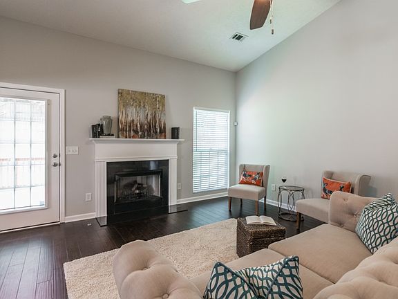 4th image of 4612 Indian Summer Dr