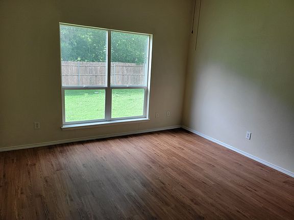 5th image of 1764 Independence Rd