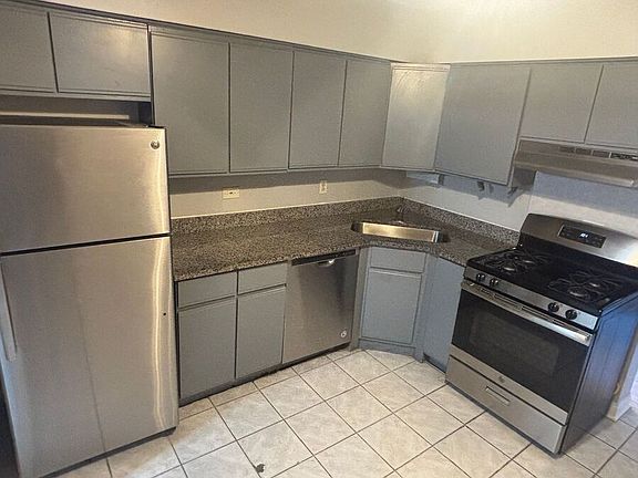 2nd image of 10302 S Komensky Ave APT 2