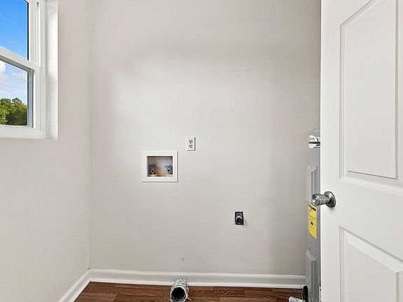 2nd image of 303 Lesley Dr