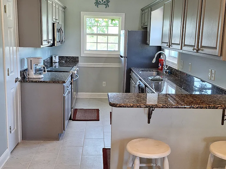321 Cape Fear Blvd — Photo 17