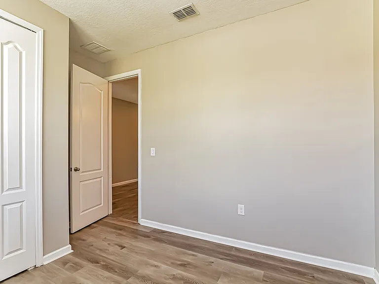 281 Alford Dr — Photo 12