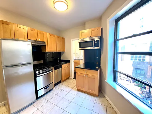 Rented by Corcoran | media 9