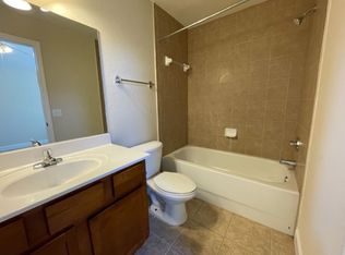 25 SW 71st Way APT 6, Gainesville, FL 32607