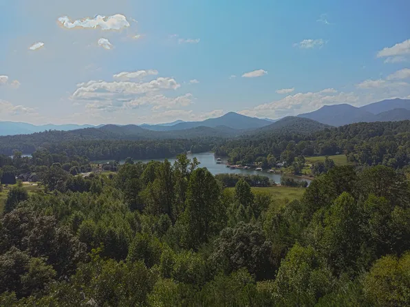 43 Hidden Fields Rd, Hiawassee, GA 30546