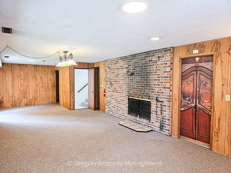 4908 Dogwood Dr — Photo 14
