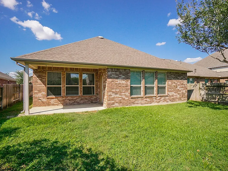 28515 Pleasant Forest Dr — Photo 31