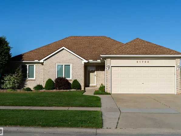 51768 Blue Spruce Dr, Macomb, MI 48042