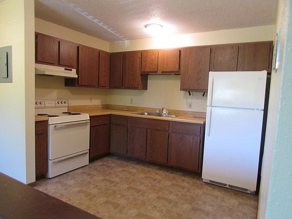5th image of 1504 Sioux Ave APT 6