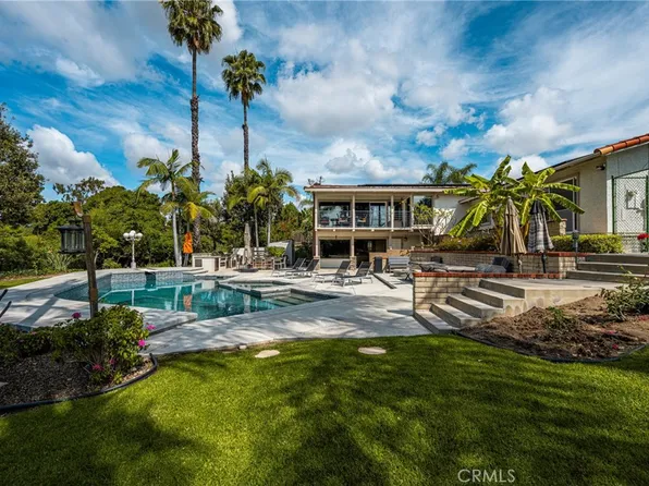 1360 Dana Pl, Fullerton, CA 92831