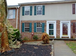 205 Willowbrook Ct #1, Winchester, VA 22602