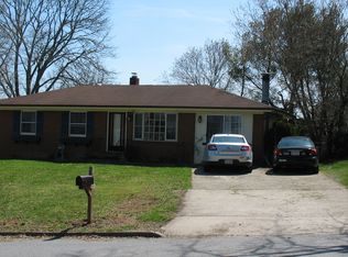 971 W Chapel Rd, Asheville, NC 28803