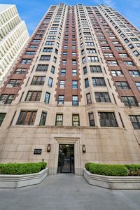 421 W Melrose St APT 17D, Chicago, IL, 60657
