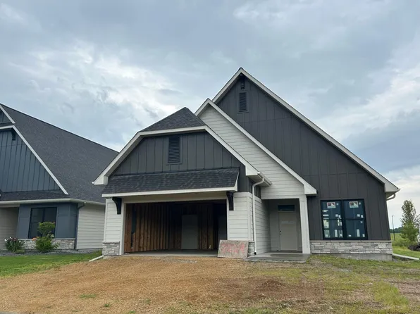 2229 Sharon Ln, Hudson, WI 54016