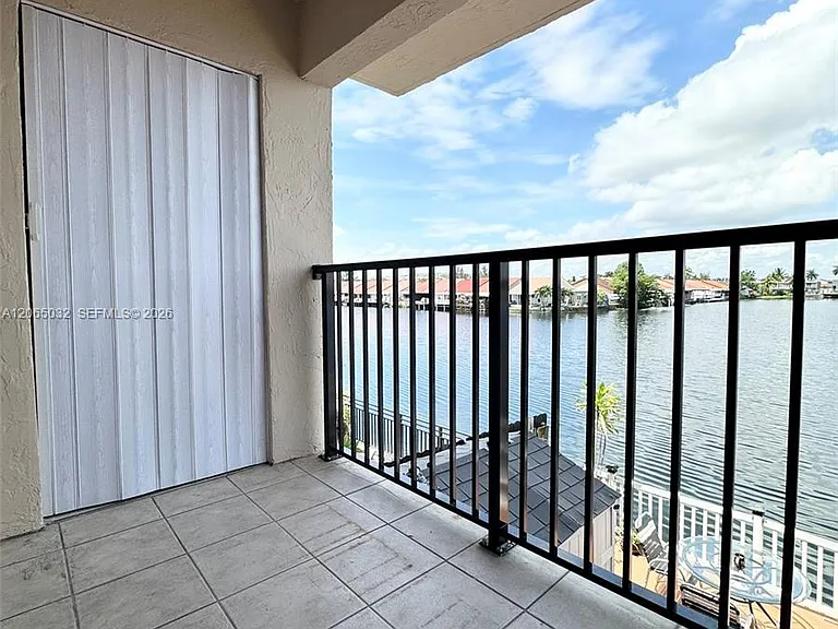 5580 W 26th Ct #209 — Photo 11