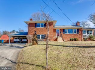7200 Belton Ct, Mc Lean, VA 22101
