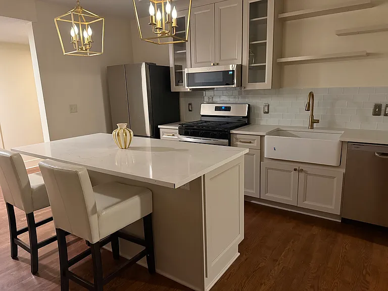 4440 Terrace St — Photo 3