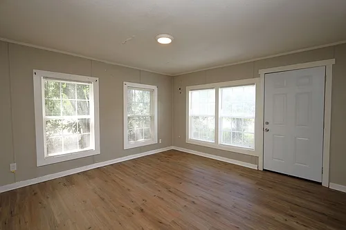522 Green St Photo 1