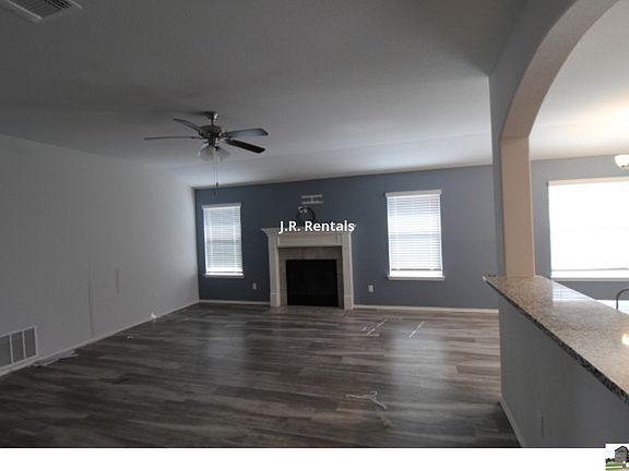 5th image of 265 Bethann Dr