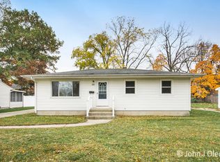 1430 Dean St NE, Grand Rapids, MI 49505