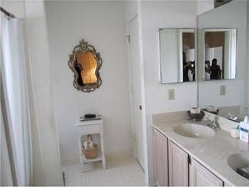 4th image of 11640 NW 19th Dr #11640