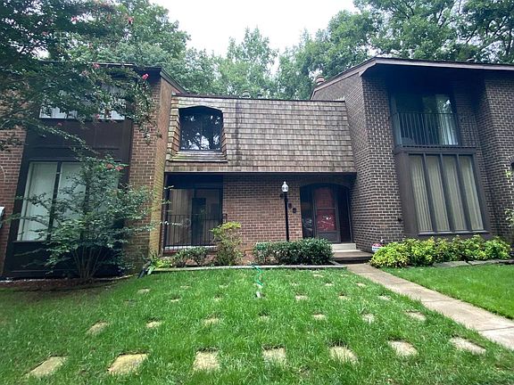 2nd image of 4962 Schuyler Dr